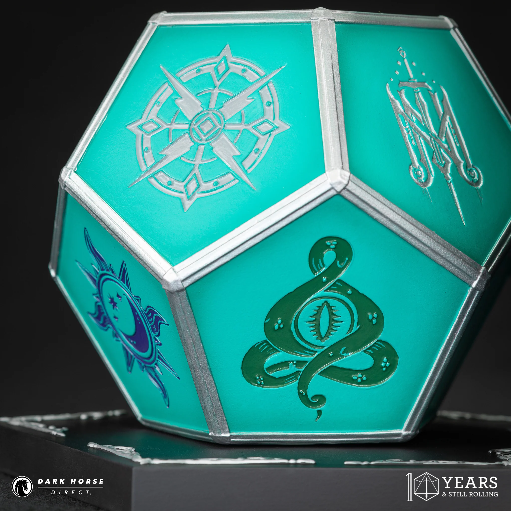 PRE-ORDER: Critical Role: Origins Bookends - Image 13